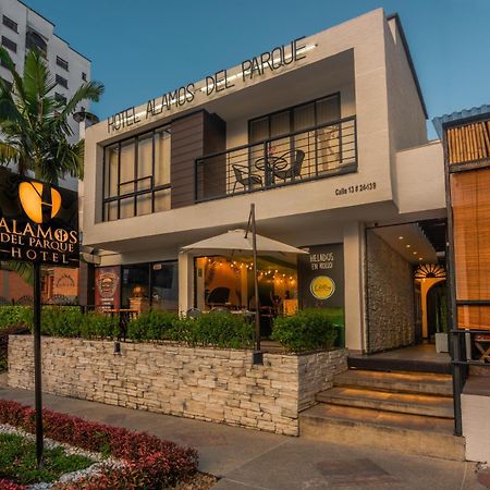 Hotel Alamos Del Parque Перейра Экстерьер фото